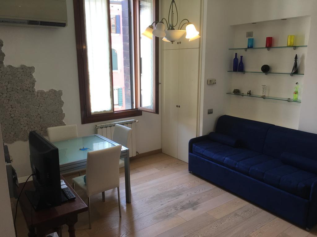Ca' Santa Marta Apartment Veneza Exterior foto